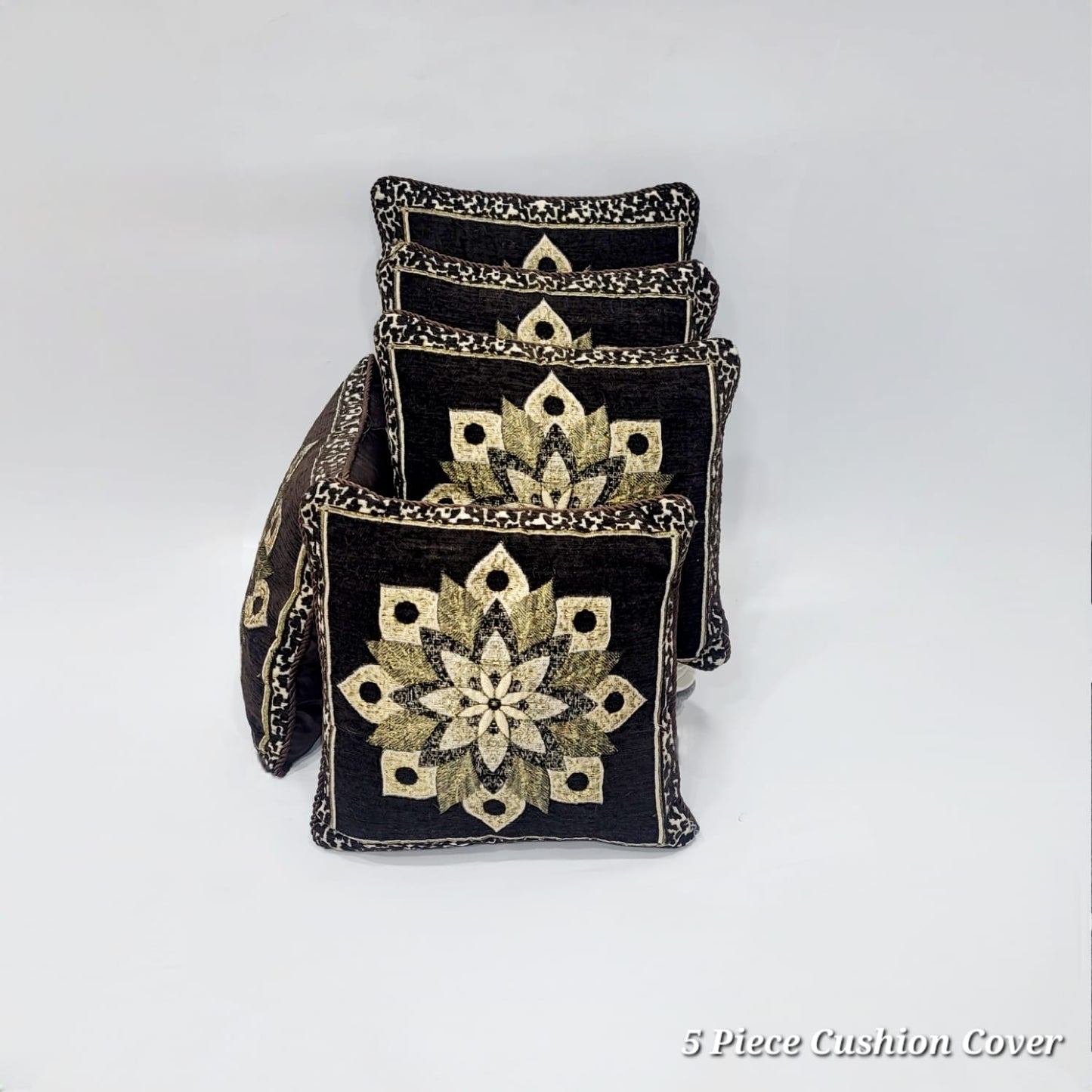 VELVET CUSHION 7