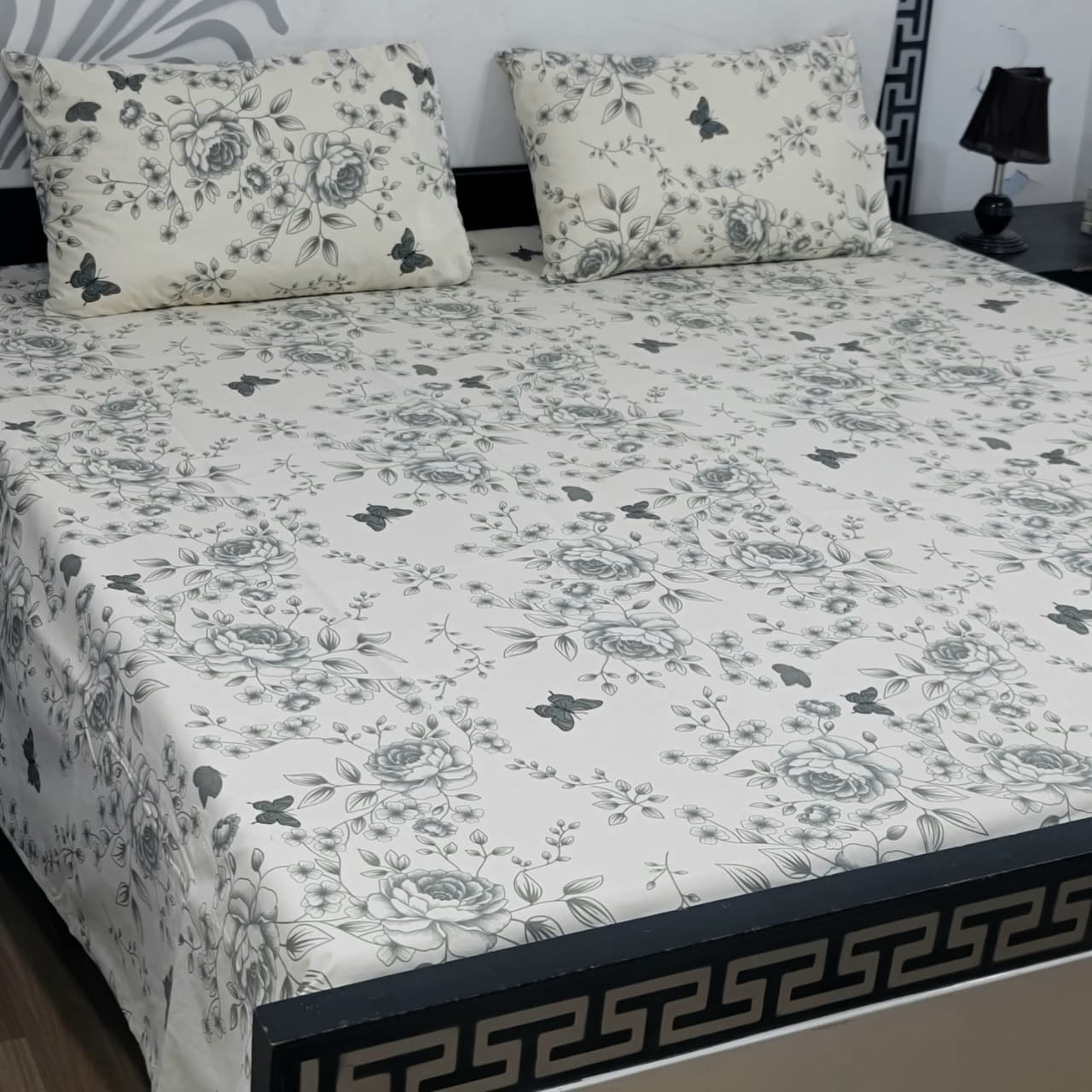 REG BED 32