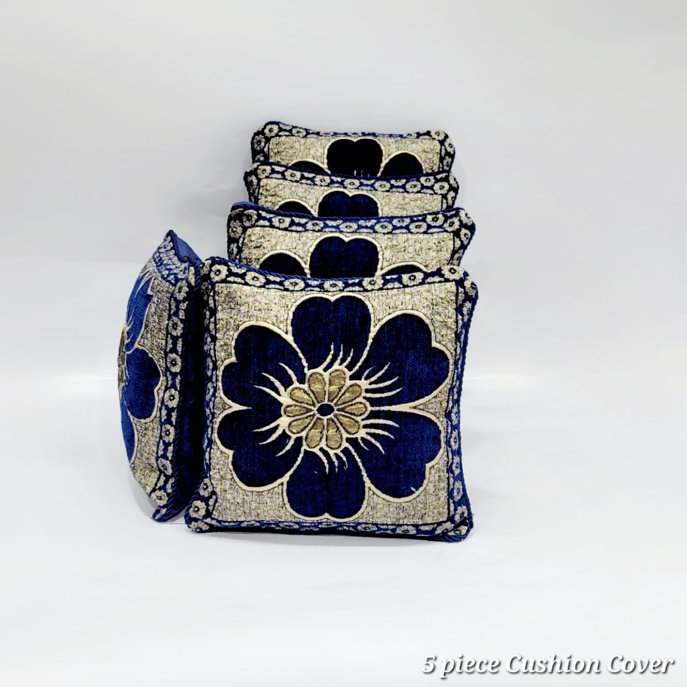 VELVET CUSHION N-12